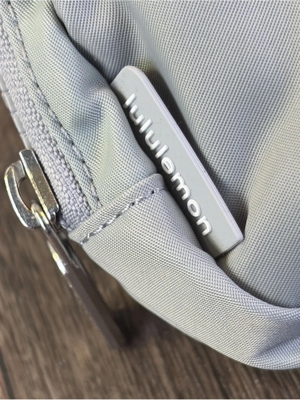 Lululemon Unisex Everywhere Belt Bag Size O/S Gray Silver Hardware Fanny Pack